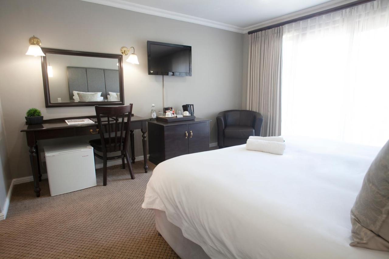 Ruslamere Hotel And Conference Centre Durbanville Exterior foto