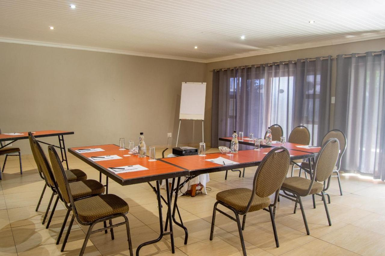 Ruslamere Hotel And Conference Centre Durbanville Exterior foto